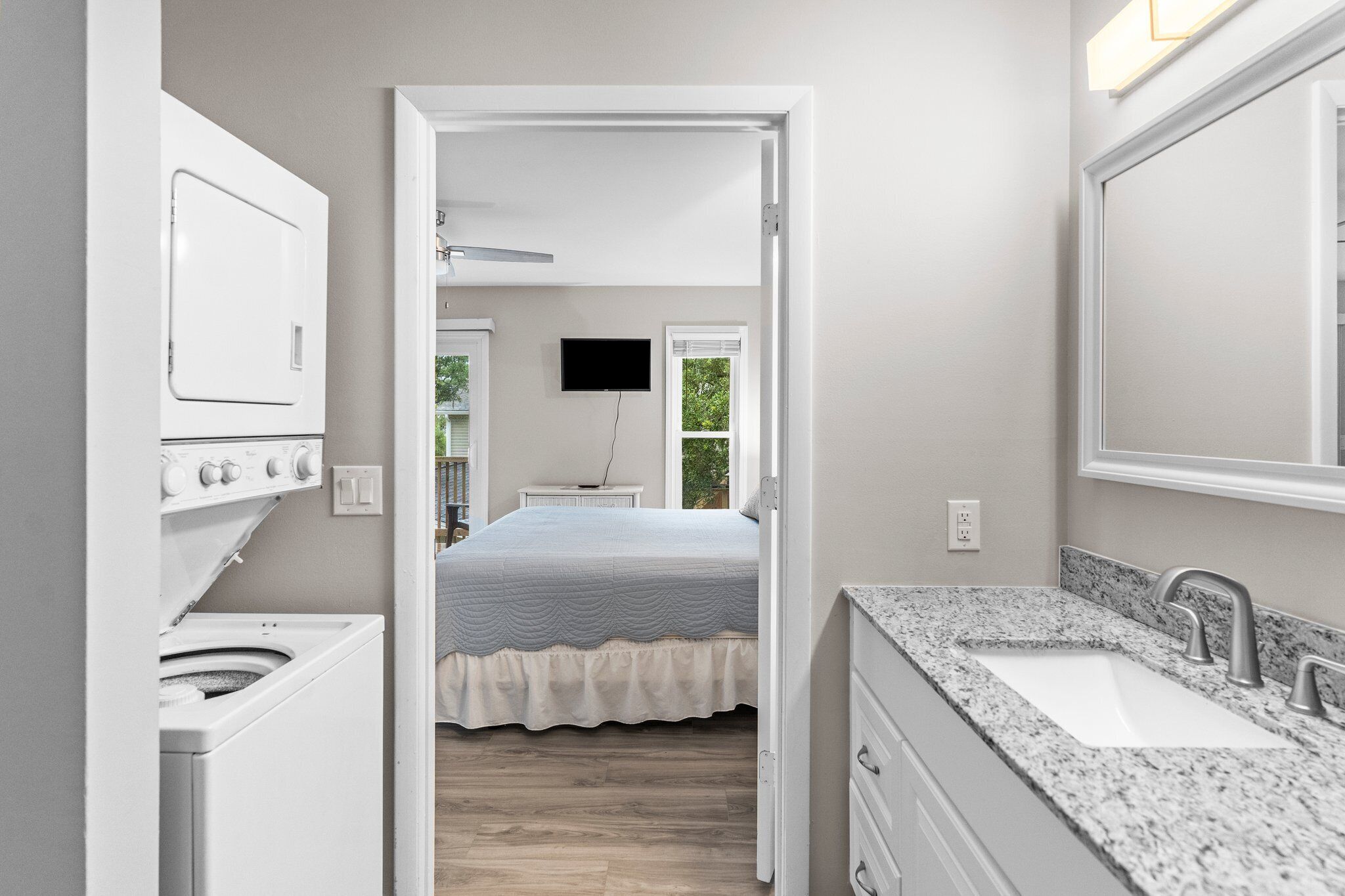 3 bedrooms, iron/ironing board, WiFi, bed sheets