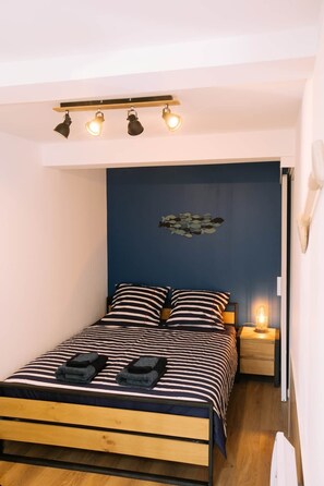 1 bedroom, iron/ironing board, free WiFi, bed sheets