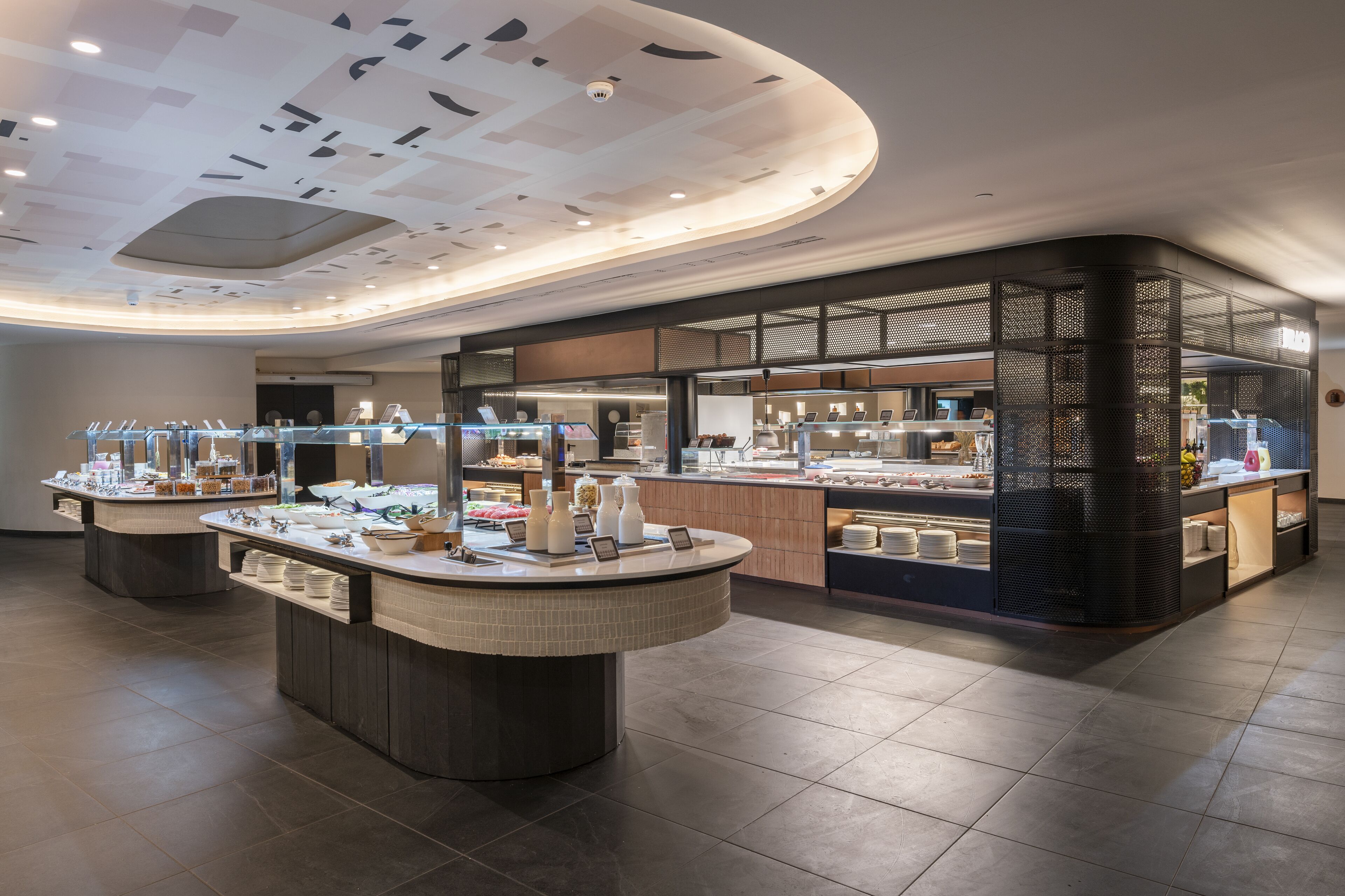 Petit déjeuner buffet compris tous les jours