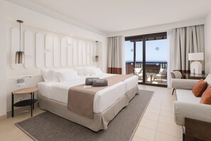 Egyptian cotton sheets, premium bedding, down comforters - Barceló Tenerife Royal Level (San Miguel de Abona)