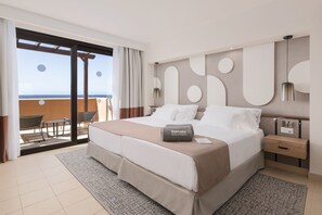 Egyptian cotton sheets, premium bedding, down comforters - Barceló Tenerife Royal Level (San Miguel de Abona)