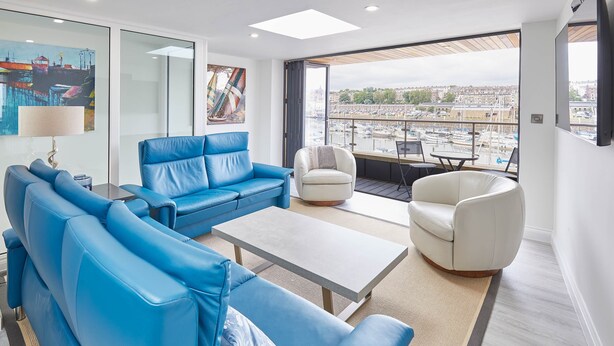House | Living area | 32-inch flat-screen TV with digital channels, TV - The Townhouse (Whitby)