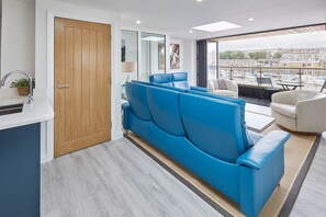 House | Living area - The Townhouse (Whitby)