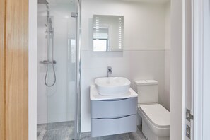 House | Bathroom