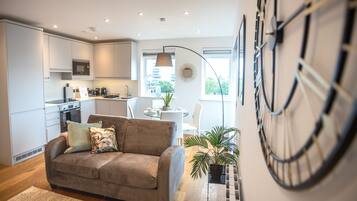 Apartment, 1 Double Bed, Non Smoking | Living area | Smart TV