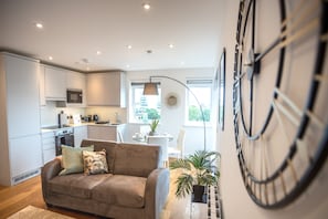 Apartment, 1 Double Bed, Non Smoking | Living area | Smart TV