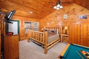 Game room - 1BR-hot tub-pool table-close to Dollywood (1 free ticket)! (Sevierville)