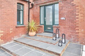 Front of property - Sandside Beach House (Saltburn-by-the-Sea)