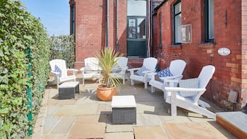 House | Terrace/patio