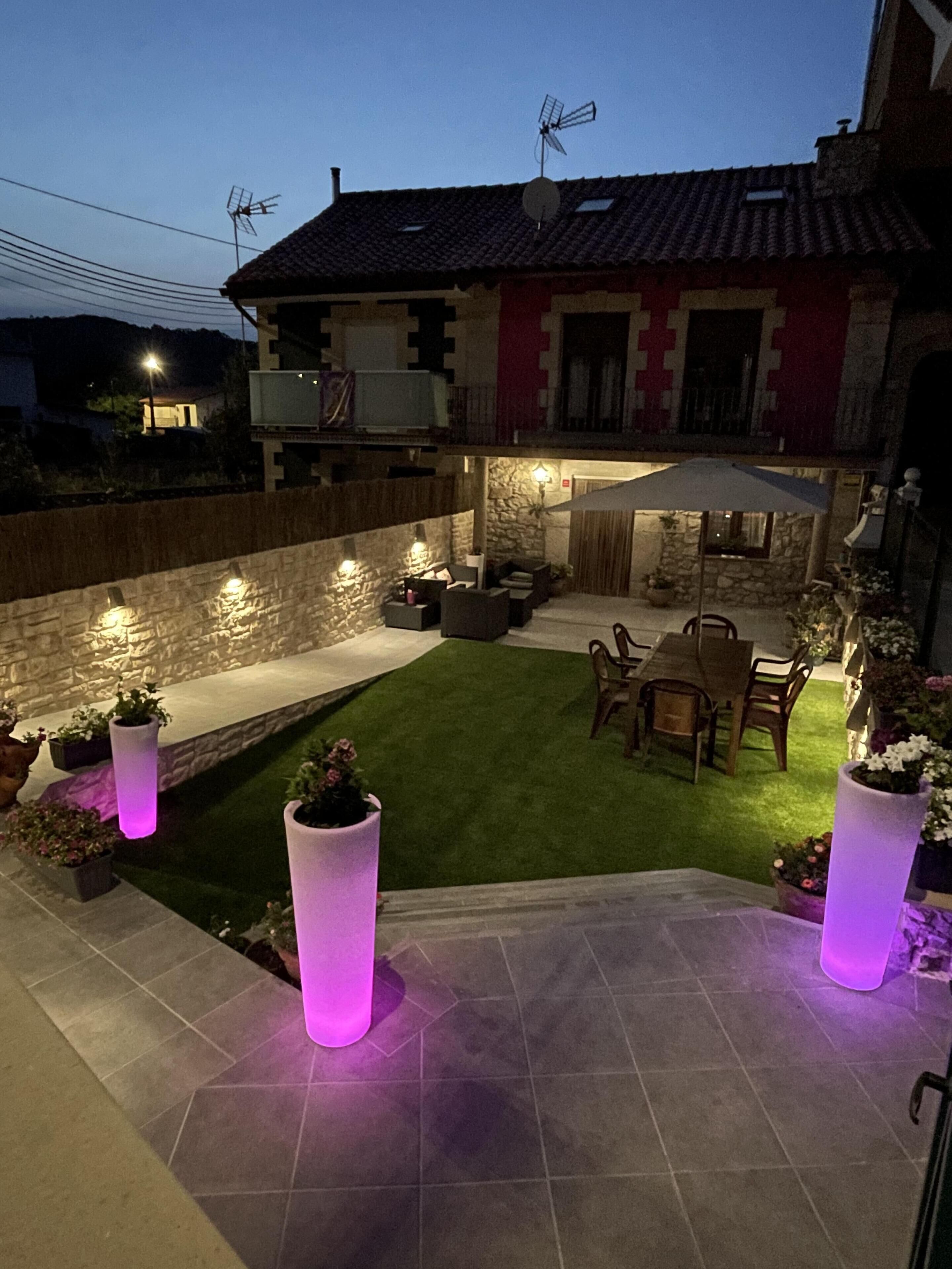 Casa, baño privado | Jardín