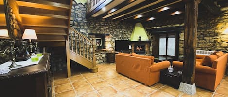 Hus - privat badrum | Lounge