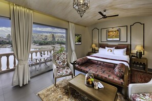 Egyptian cotton sheets, premium bedding, minibar, in-room safe - WelcomHeritage Cheetagarh Resort and Spa (Bali)