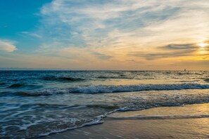 Am Strand, Liegestühle