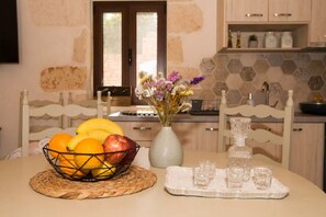 Dining - Iliopetra Villa (Chania)