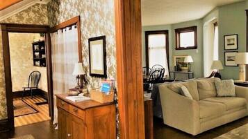 Smart-TV, DVD-Player, Computerbildschirme