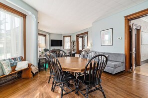 Dining - Timeless Memories - Victorian home located in the heart of Ludington (Ludington)