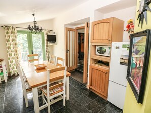 Interior - Trewrach Cottage (Newport)