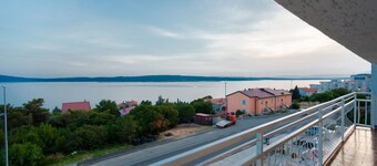 Seaview Studio Apartmani Sleeps 2 - Wifi & Tv