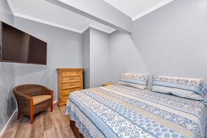 1 bedroom, iron/ironing board, free WiFi, bed sheets