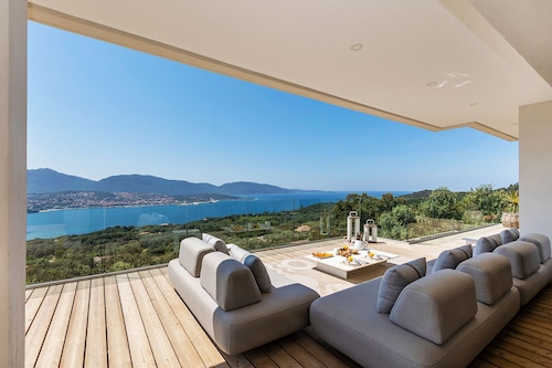 Villa Lalie, vue Mer, Piscine Chauffée, Proche des Plus Belles Plages