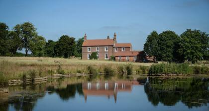 The Coach House at Carr Dyke Farm