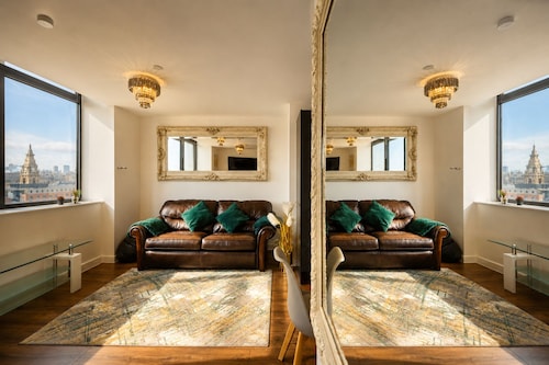 2 Bedroom Central Apartment 
