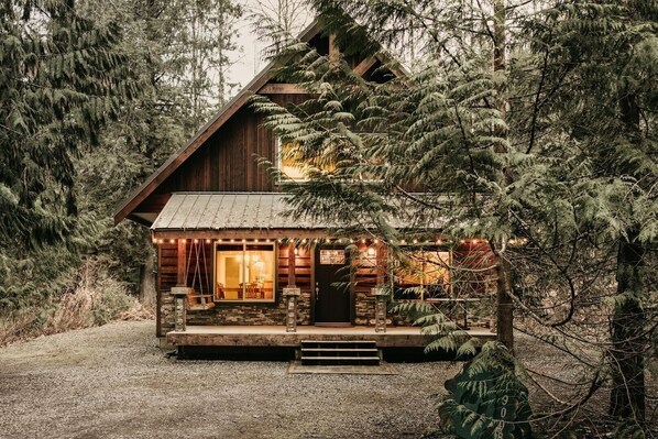 Cabin, 4 Bedrooms | Exterior