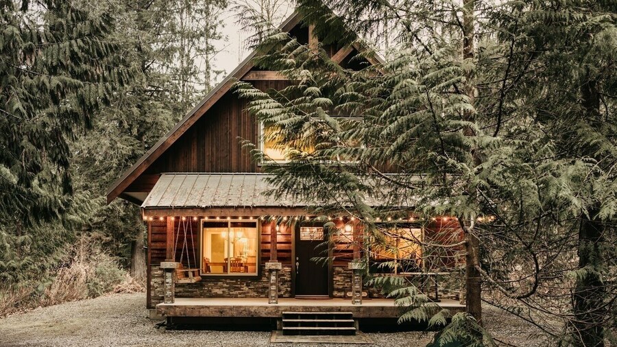 22mbr - Wi-fi - Fireplace - Pets Ok - Sleeps 8 4 Bedroom Cabin by Redawning