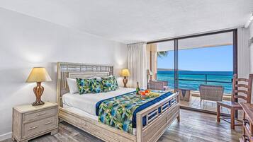 Condo, 2 Bedrooms | 2 bedrooms, desk, iron/ironing board, free WiFi