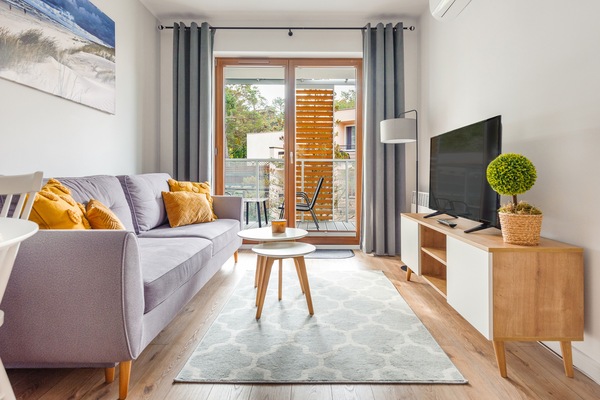 Apartment (C11) | Living area | Flat-screen TV