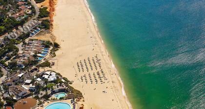 Stylish Vale do Lobo Villa: newly renovated, heated pool, Fibre internet
