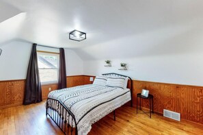 4 Schlafzimmer, Bügeleisen/Bügelbrett, Reisekinderbett, kostenloses WLAN