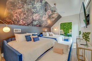 3 chambres, fer et planche à repasser, Wi-Fi, draps fournis