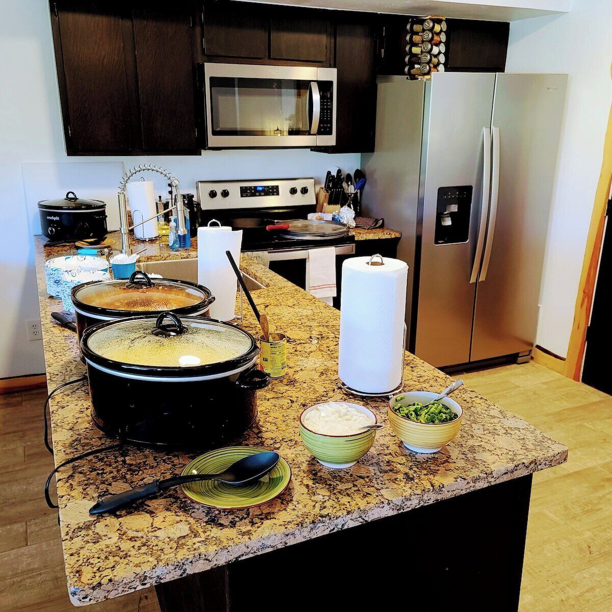 granite counter tops,  large area for entertaining