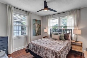 2 室のベッドルーム、アイロン / アイロン台、旅行用ベビーベッド、WiFi