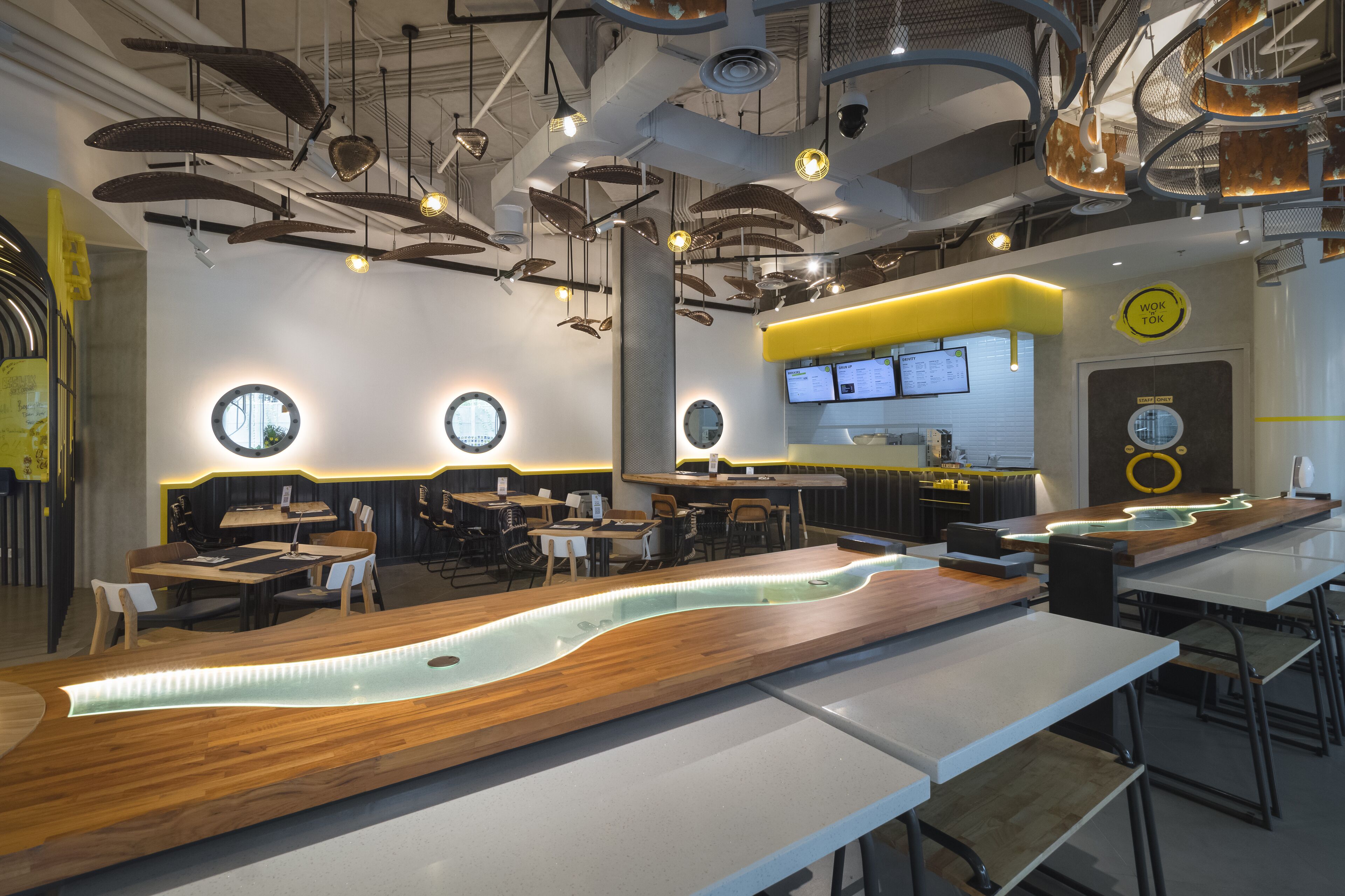 Foto - YELLO Hotel Kuta Beachwalk Bali