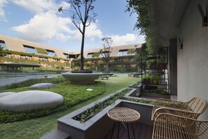 YELLO Room Garden Access | View from room - YELLO Hotel Kuta Beachwalk Bali (Kuta)