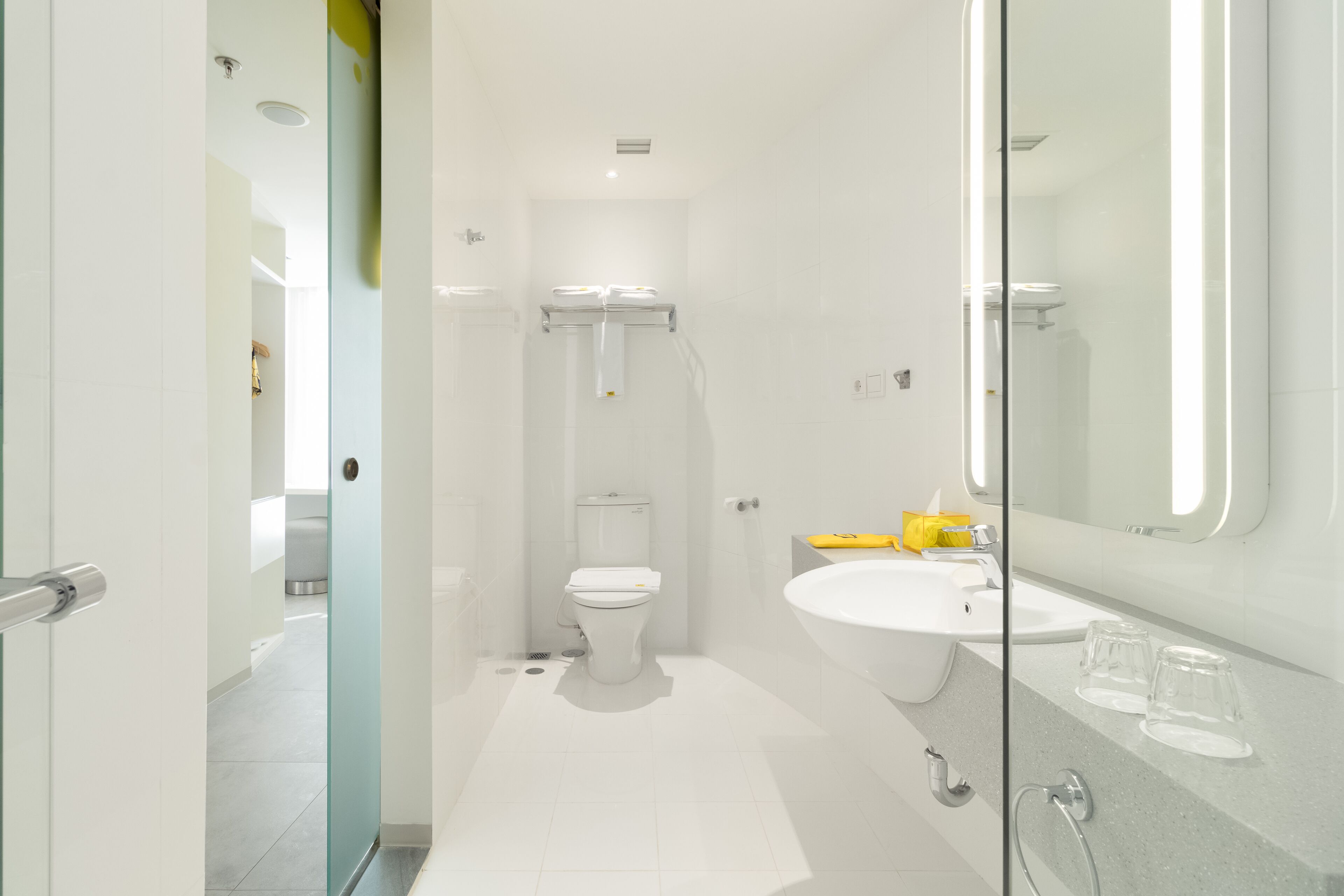 Foto - YELLO Hotel Kuta Beachwalk Bali