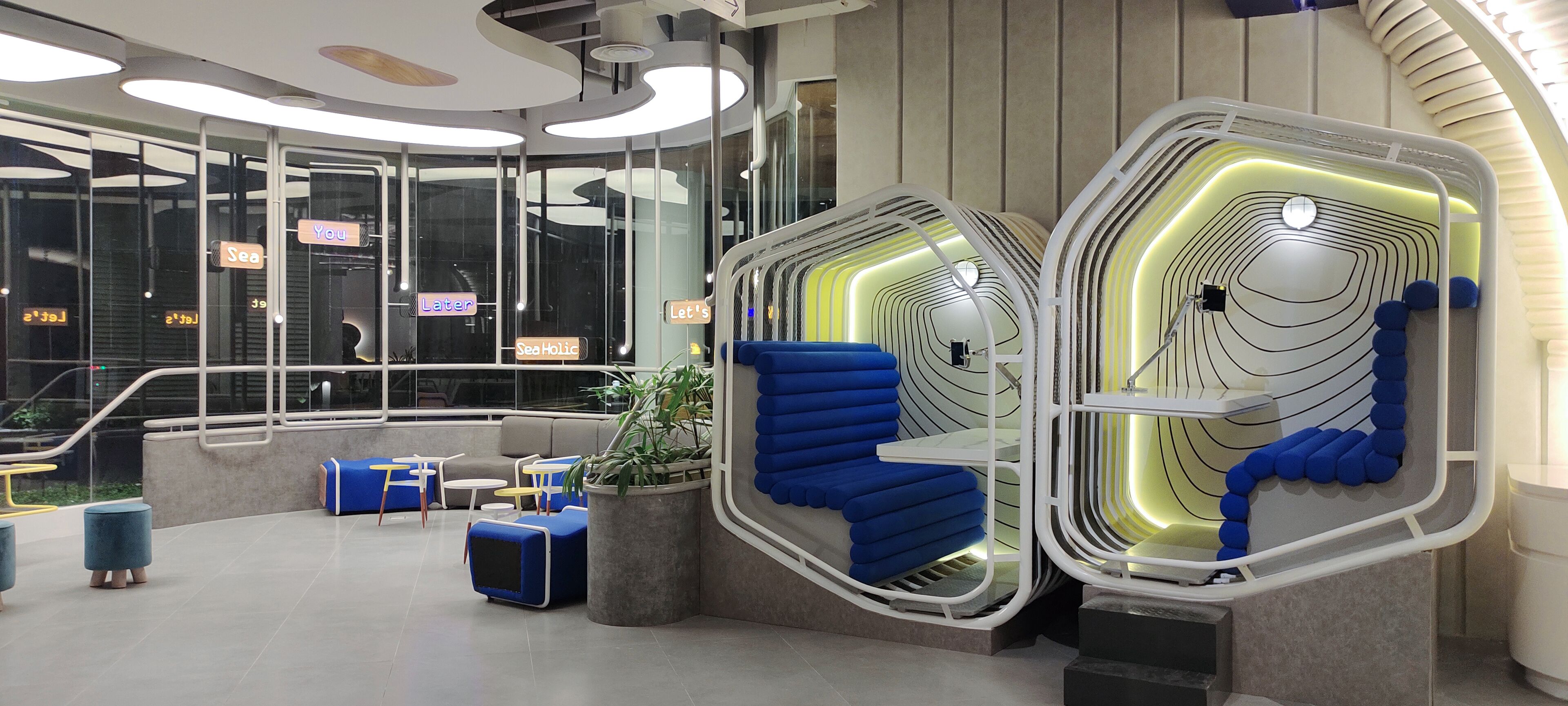 Foto - YELLO Hotel Kuta Beachwalk Bali