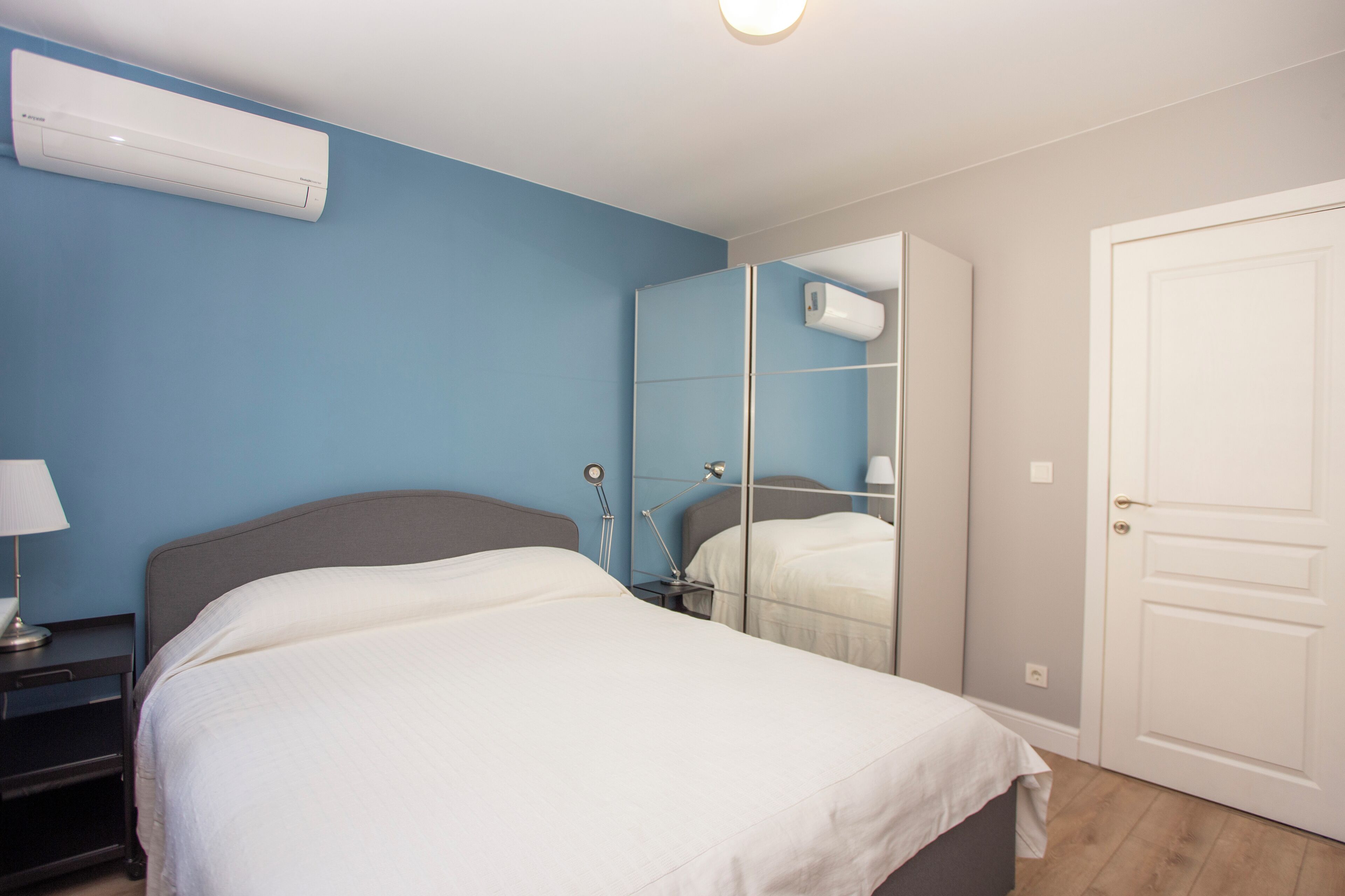 Modern 3br Apartment · Bosphorus & Dolmabahçe View · Central Beyoğlu - Şişli