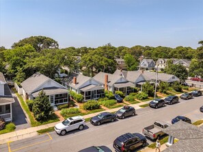 Exterior - #12 Dog-Friendly 2BR Ocean-Block Cottage in Rehoboth. Steps to Beach & Boardwalk (Rehoboth Beach)