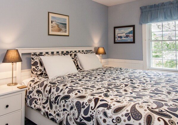 1 chambre, fer et planche à repasser, Wi-Fi gratuit, draps fournis