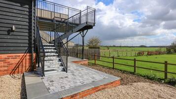 Cottage | Property grounds