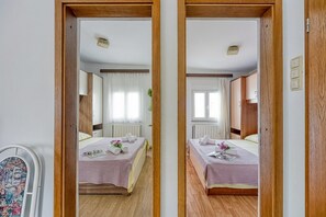 Familjelägenhet - flera sovrum (Apartment Basic 1) | Gratis wi-fi och sängkläder