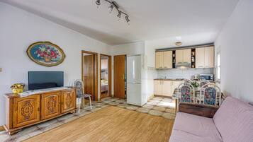 Apartamento família, vários quartos (Apartment Basic 1) | Parte interna