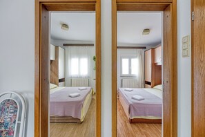 家庭公寓, 多間臥室 (Apartment Basic 1) | 免費 Wi-Fi、床單