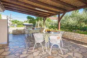 Estudio familiar (Apartment Basic 4) | Terraza o patio