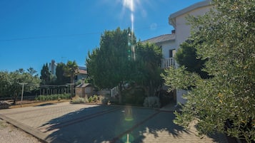 Estúdio família, terraço (Seaside Studio Basic 4 w/ Terrace) | Fachada