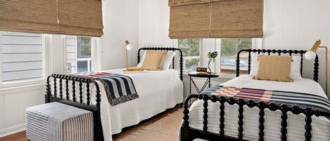 2 chambres, fer et planche Ă repasser, Wi-Fi gratuit, draps fournis