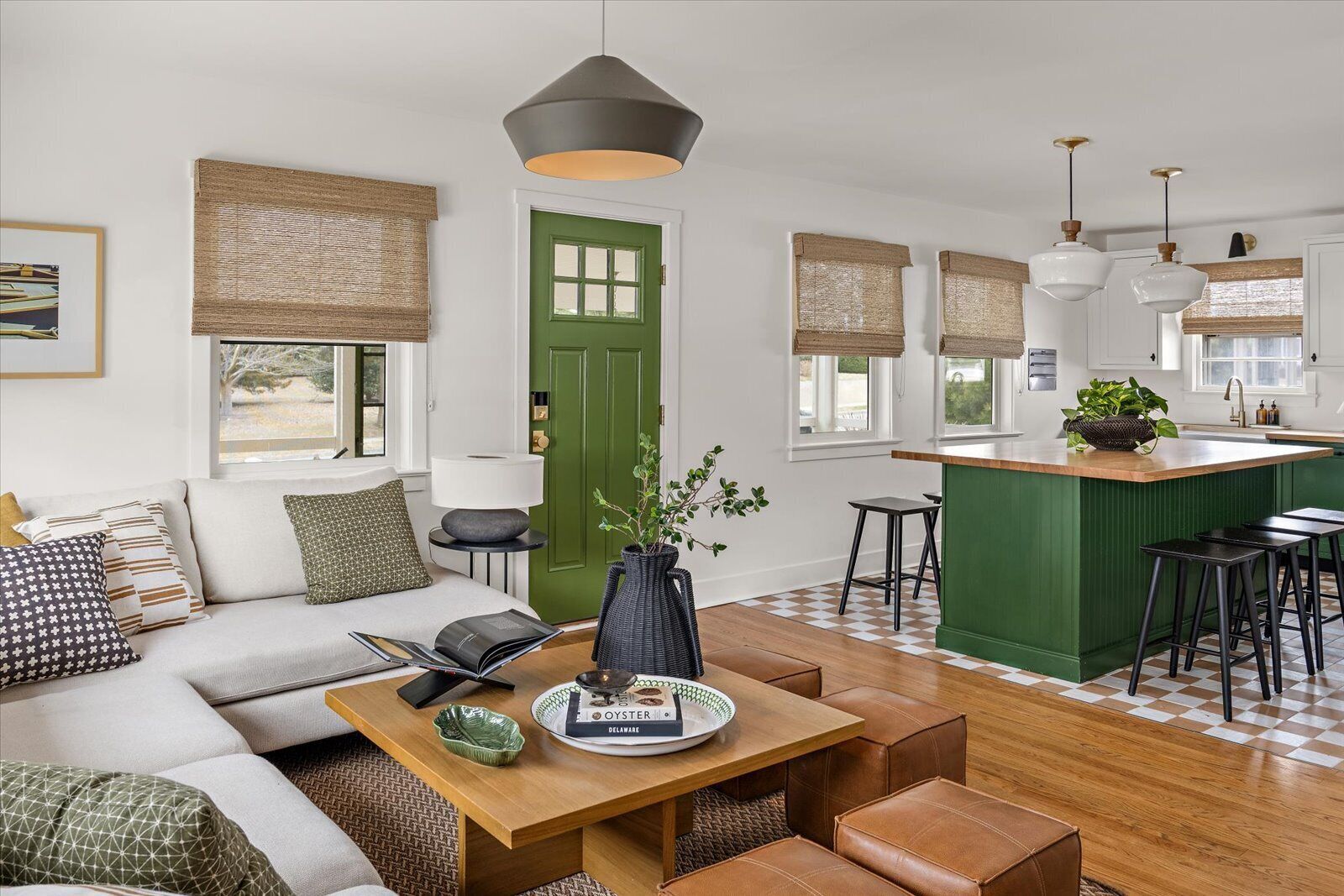 #20 Dog-friendly 4br Ocean-block Cottage With Screened Porch In Rehoboth Beach - Delaware